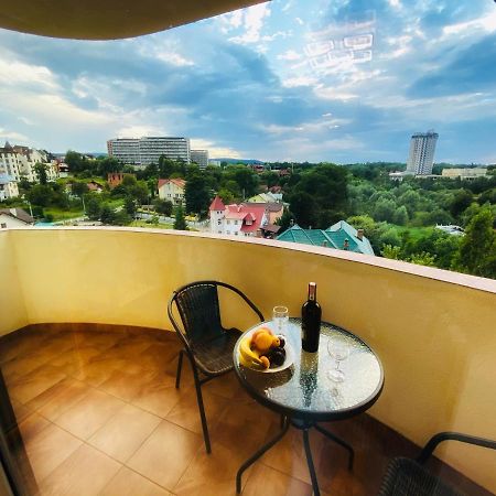 Apartment Modern Style Трускавець Екстер'єр фото