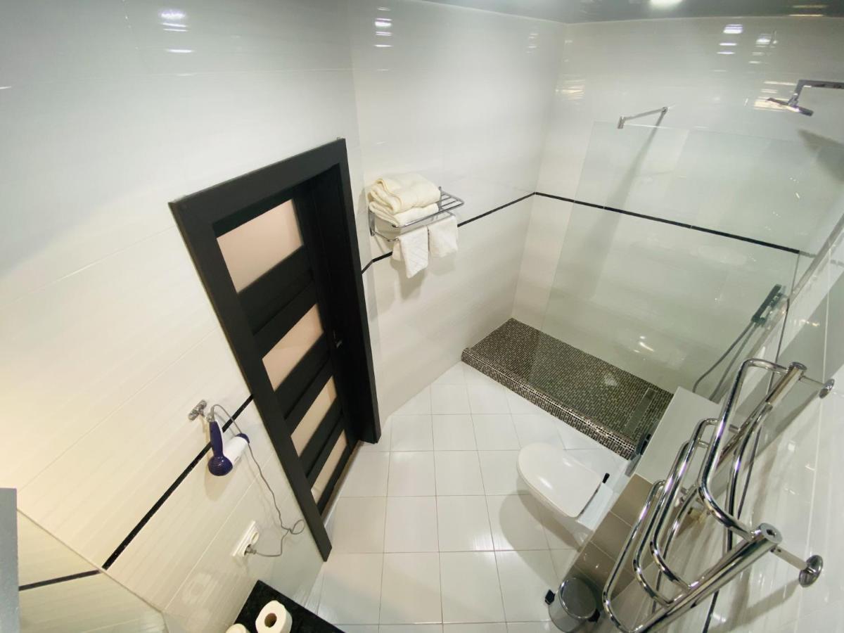 Apartment Modern Style Трускавець Екстер'єр фото